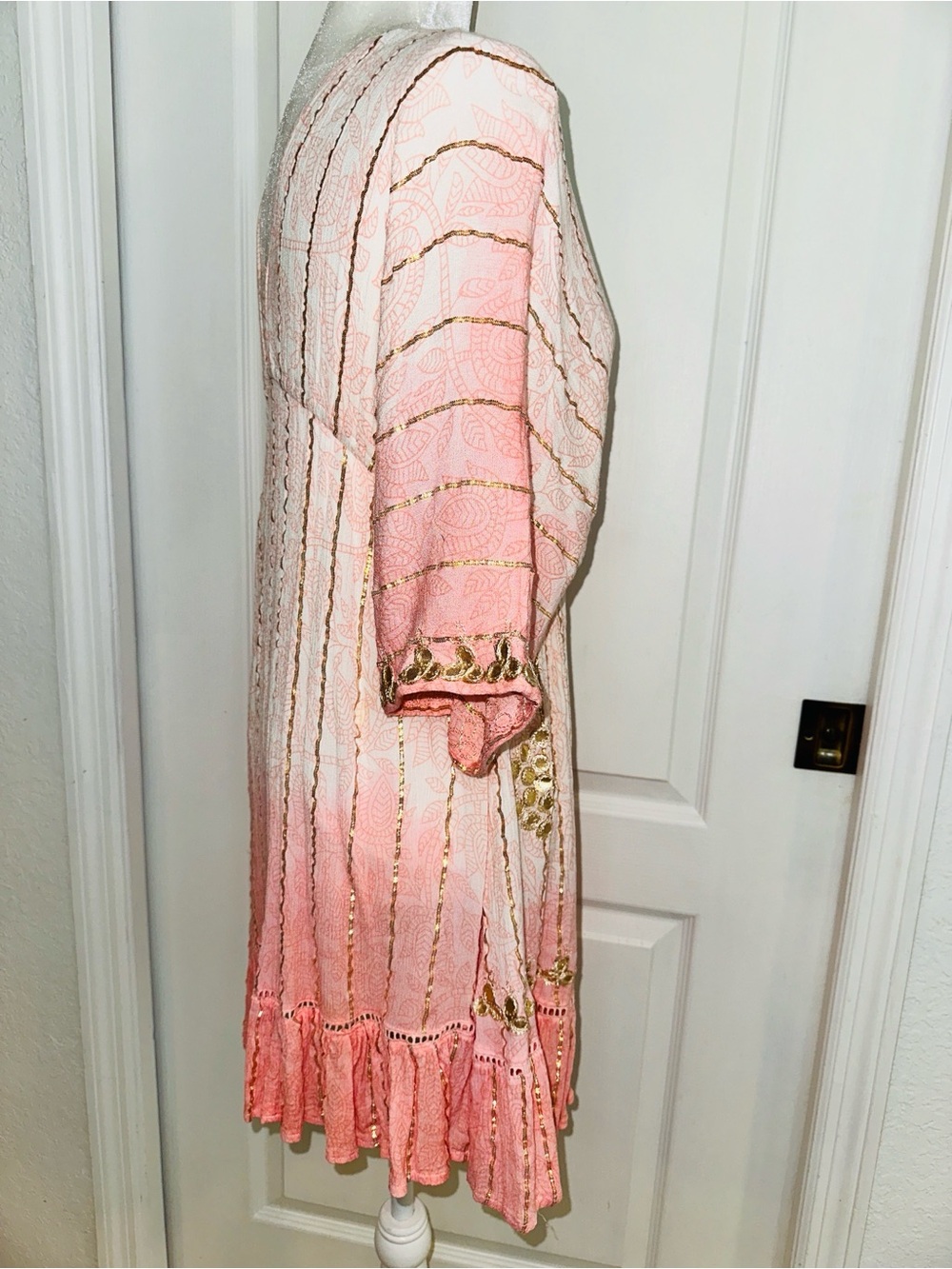 ZURY Boho Tassel Tie Pink Ombre Dress with Gold Trim (S) - Picture 4 of 8